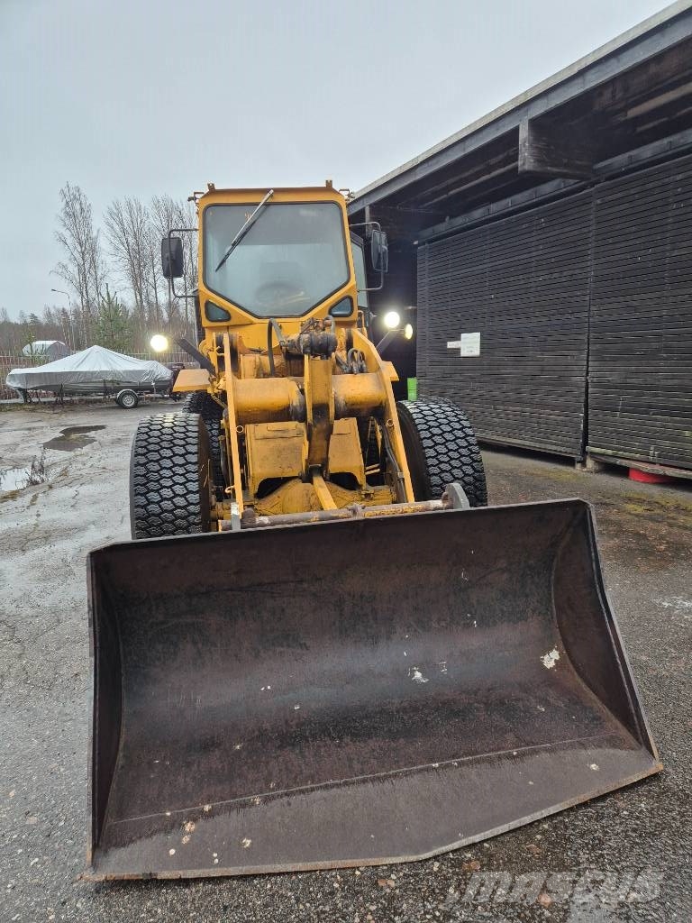 Clark Michigan 35B لوادر بعجل