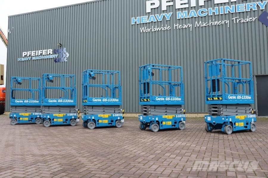 Genie GS1330M ALL-ELECTRIC DC DRIVE, 5.9M WORKING HEIGHT Elevadores de tesoura