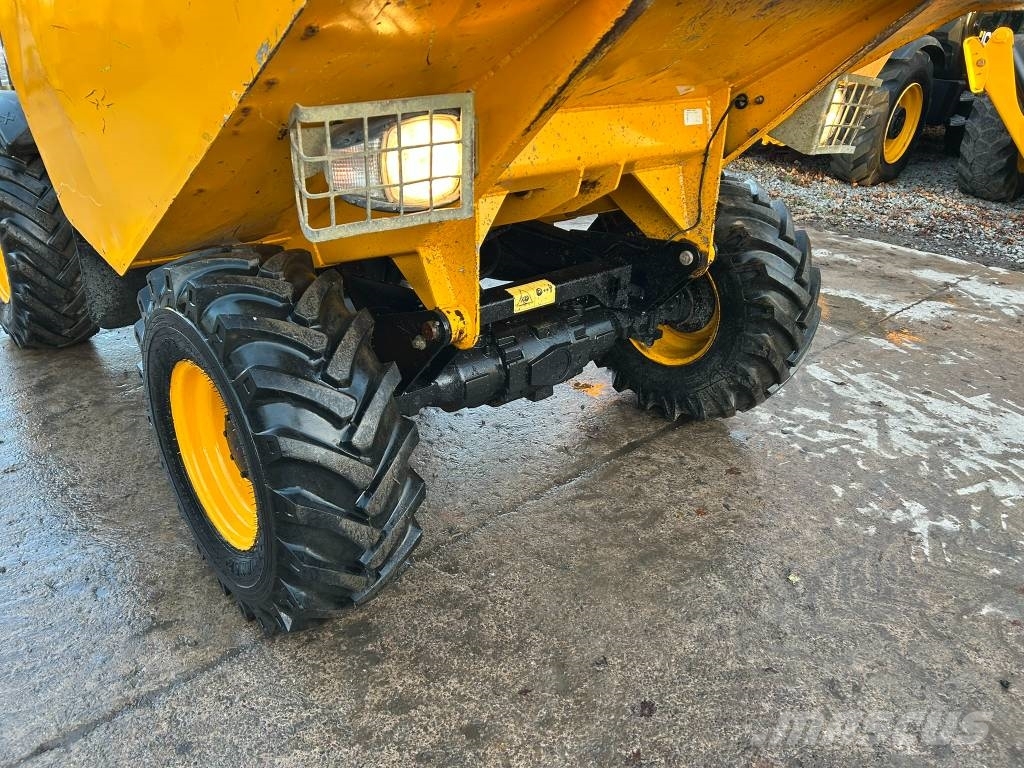 JCB 3 TFT Странични самосвали