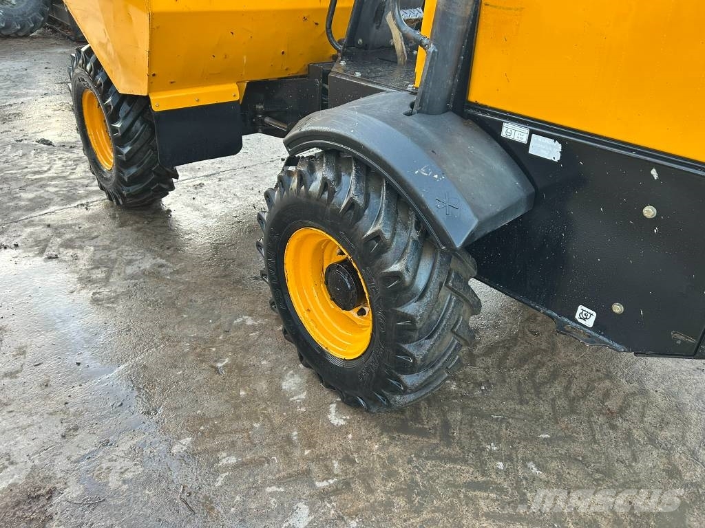 JCB 3 TFT Странични самосвали