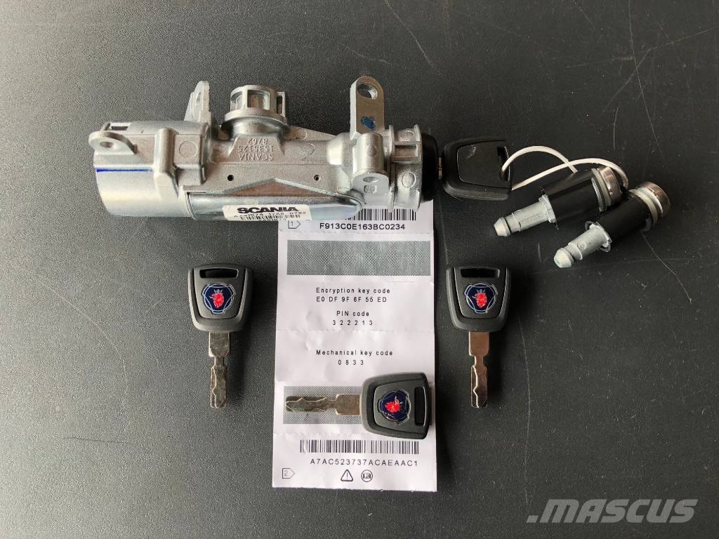 Scania KEY + LOCKER COMPLETE SET 2481874,2481873,1421785 Kabine in notranjost