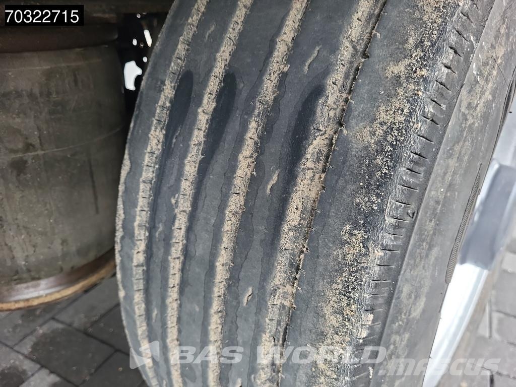 Fischer Fahrzeugbau Open مقطوروات مسطحة/مفصلية الجوانب