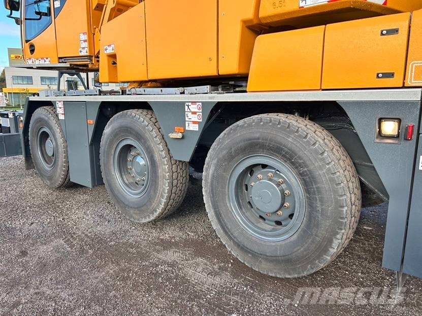 Liebherr LTC1050-3.1 All terrain cranes