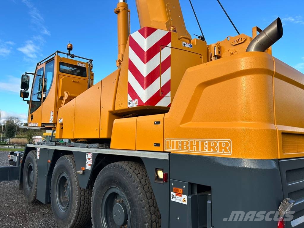 Liebherr LTC1050-3.1 All terrain cranes