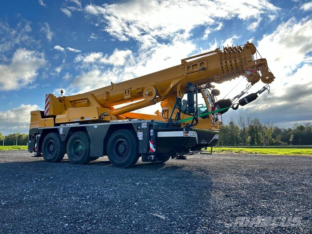 Liebherr LTC1050-3.1 All terrain cranes