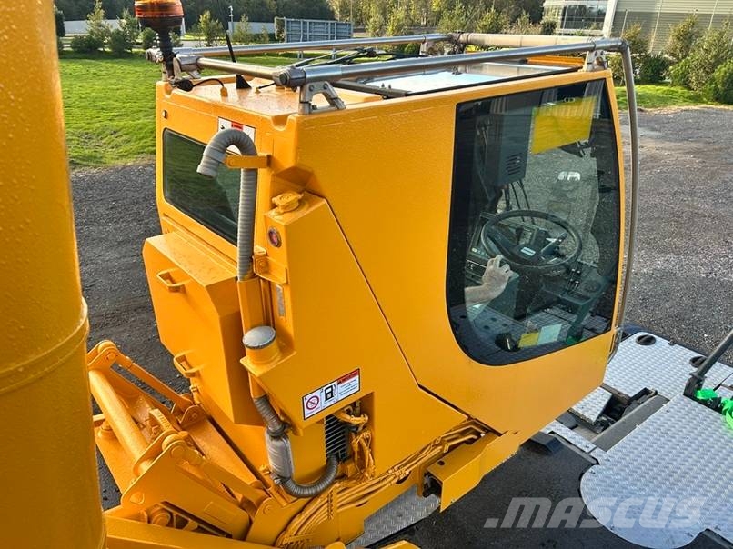 Liebherr LTC1050-3.1 All terrain cranes