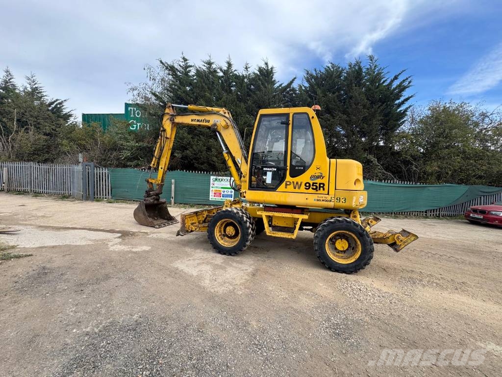 Komatsu PW 95R Bageri na kotačima