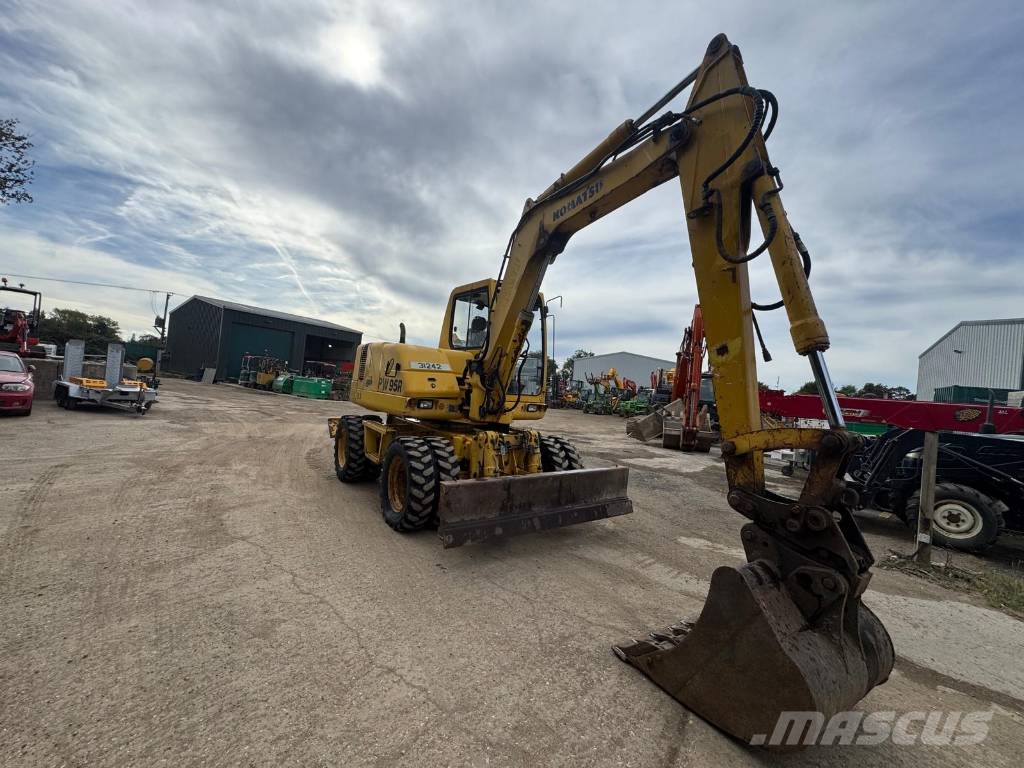 Komatsu PW 95R Bageri na kotačima