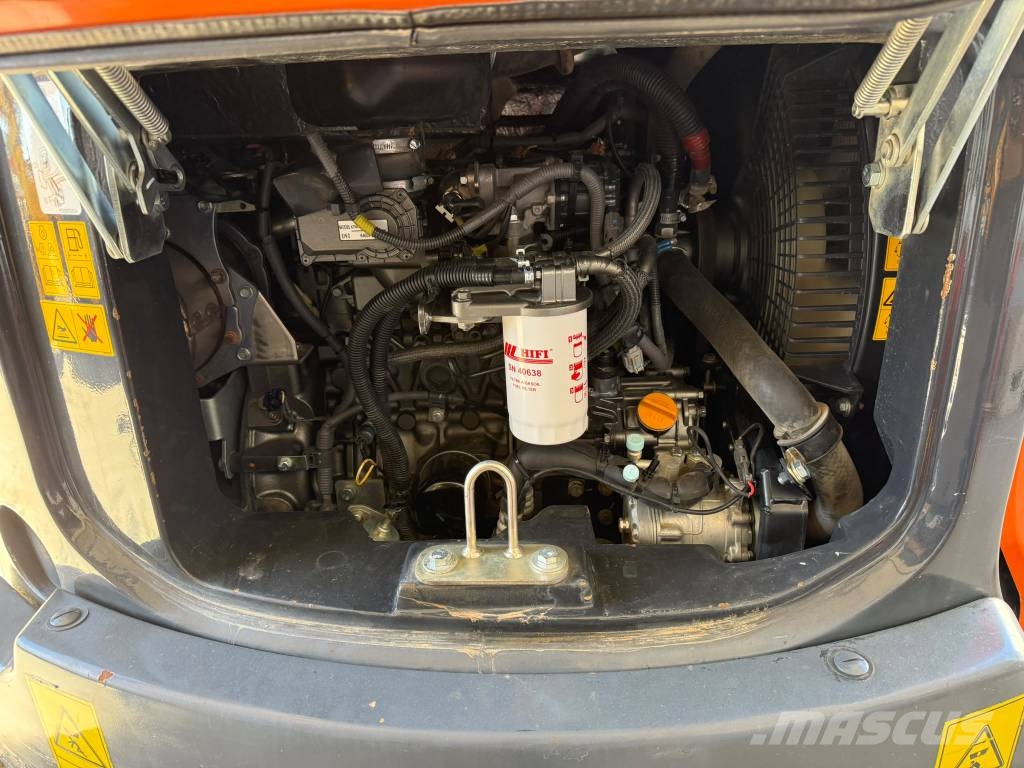 Hitachi ZX 55 Mini Escavadoras <7t