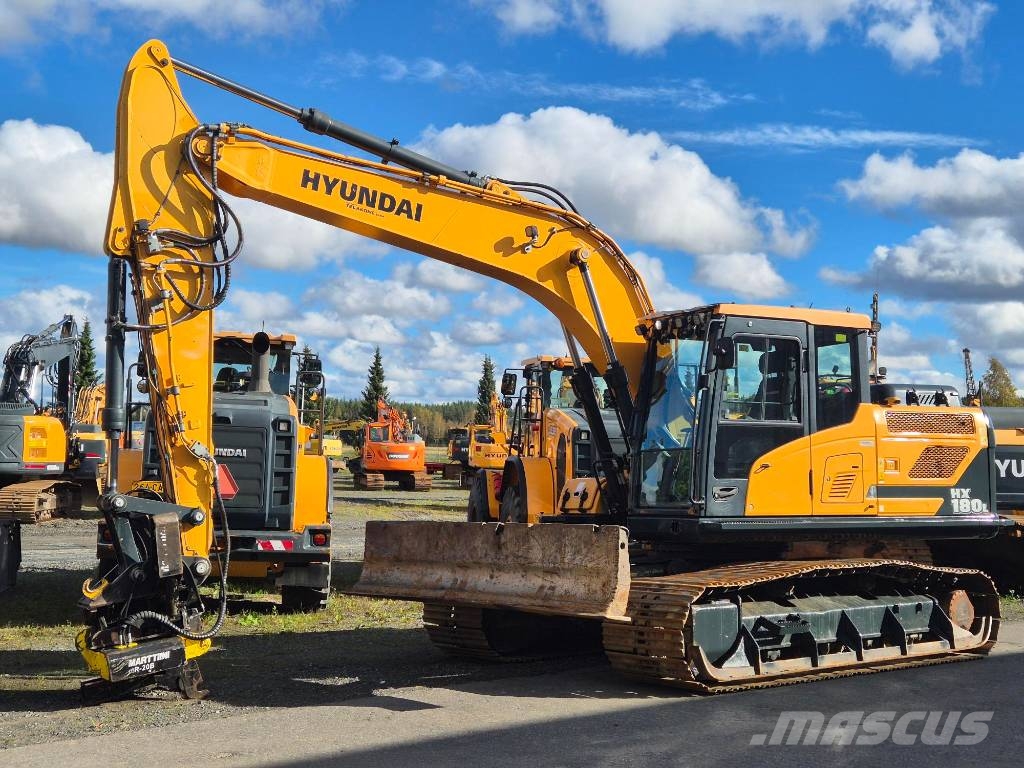 Hyundai HX180 LD Bageri guseničari