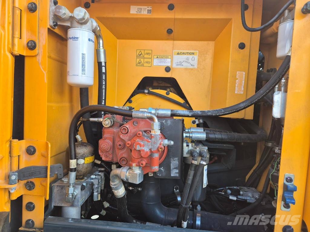 Hyundai HX180 LD Bageri guseničari