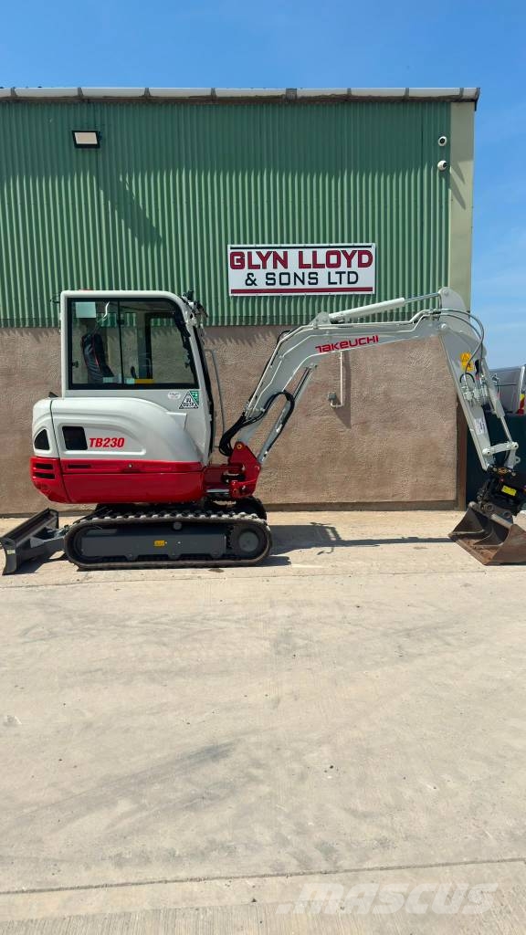 Takeuchi TB 230 Miniescavatori