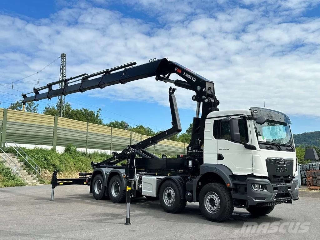 MAN TGS 41.440 MAN TGS 41.440 8x4 Abrollkipper + Kran Hook lift trucks