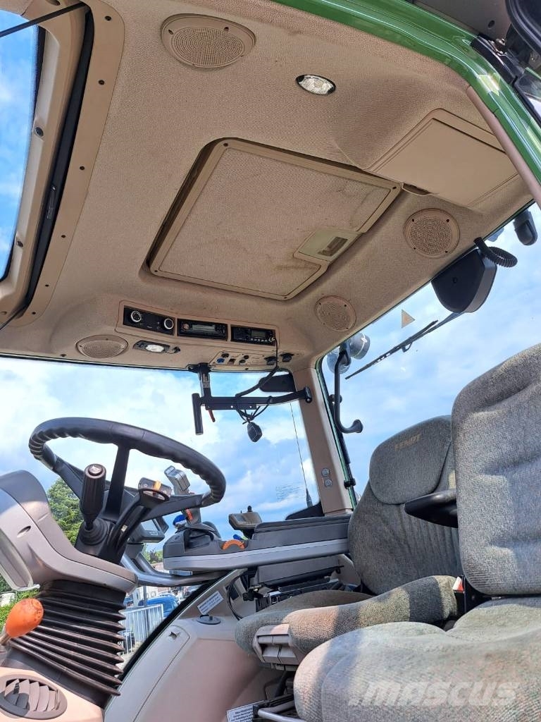 Fendt 714 Vario SCR Traktoriai