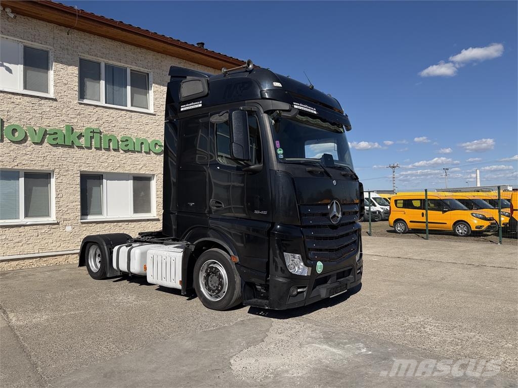 Mercedes-Benz Actros VIN 205 Седельные тягачи