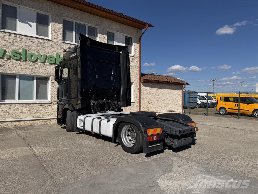 Mercedes-Benz Actros VIN 205 Седельные тягачи