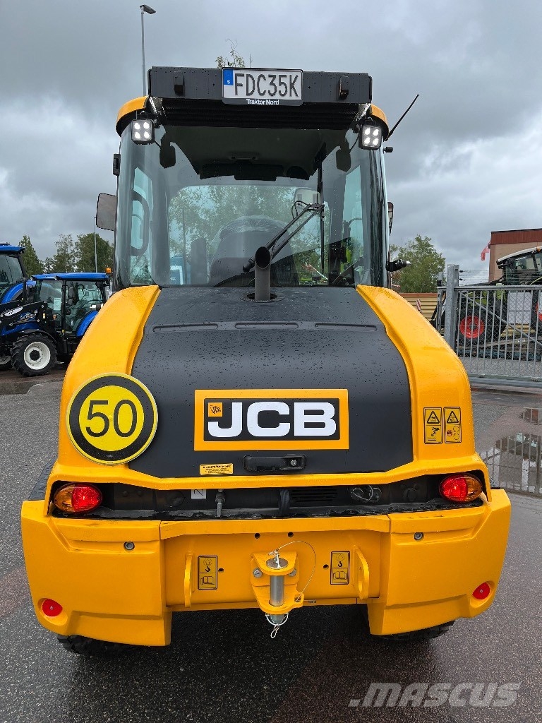 JCB 409 Nordic Edition 40 km/h Omg.lev! 滑移装载机