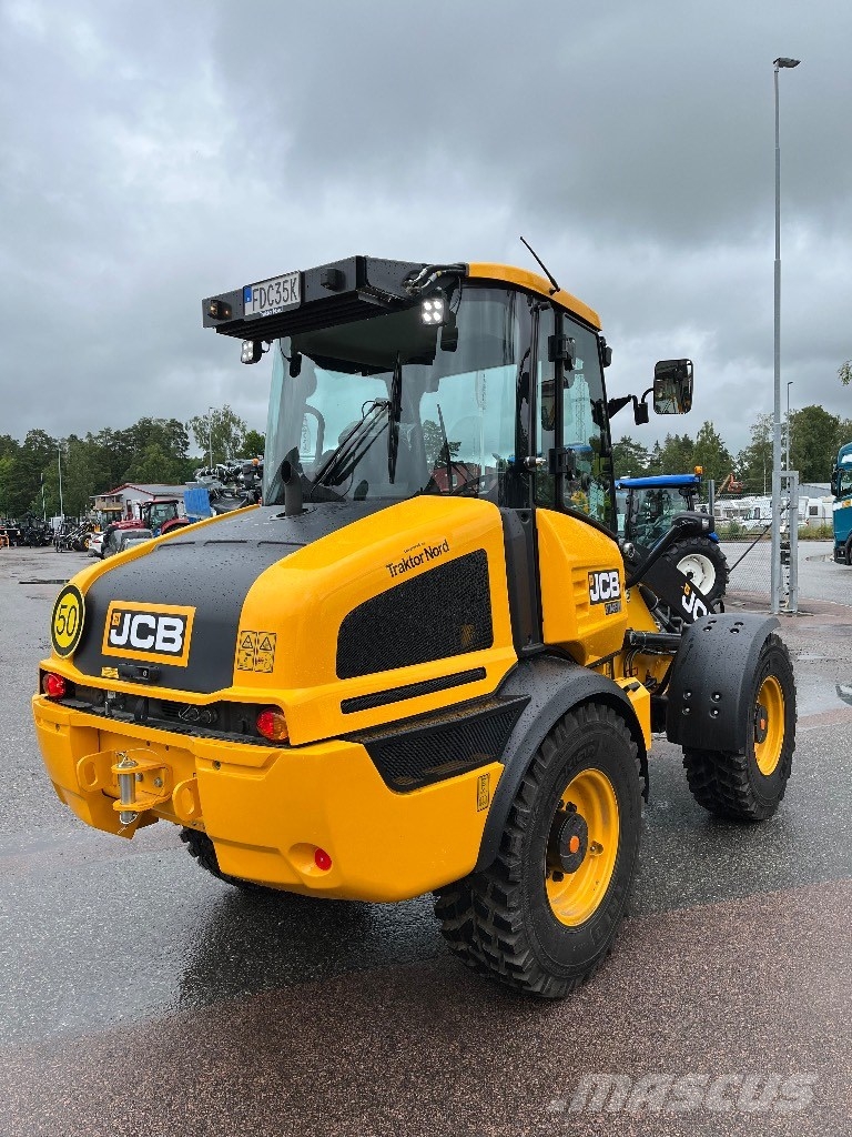 JCB 409 Nordic Edition 40 km/h Omg.lev! 滑移装载机