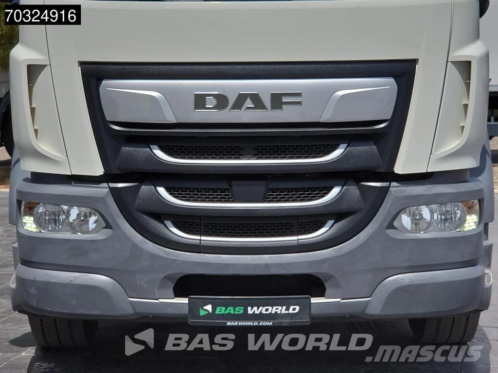 DAF LF 320 4X2 19t Caja de 8,44m Plataforma Dhollanida Camiones con caja de remolque