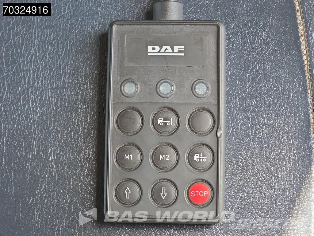 DAF LF 320 4X2 19t Caja de 8,44m Plataforma Dhollanida Camiones con caja de remolque