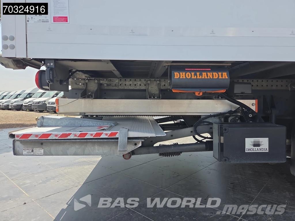 DAF LF 320 4X2 19t Caja de 8,44m Plataforma Dhollanida Camiones con caja de remolque