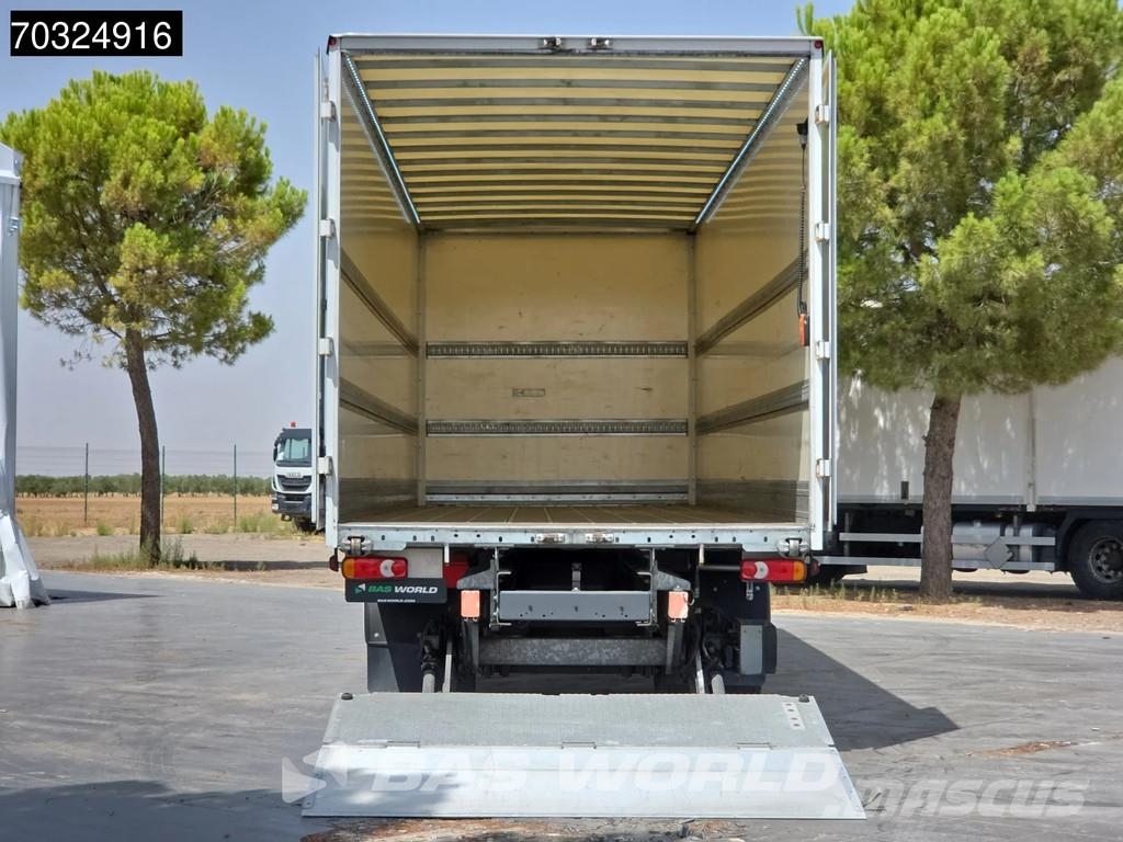 DAF LF 320 4X2 19t Caja de 8,44m Plataforma Dhollanida Camiones con caja de remolque
