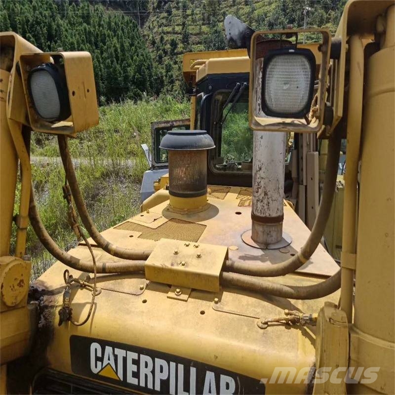 CAT D 9 R 履帶推土機