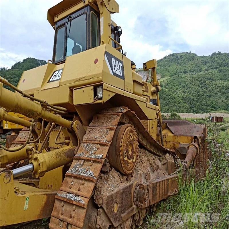 CAT D 9 R 履帶推土機