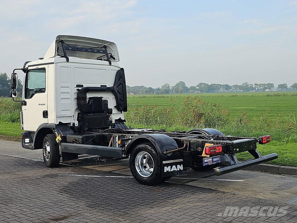 MAN 8.220 TGL WB305 AIRCO PTO Šasija ar kabīni