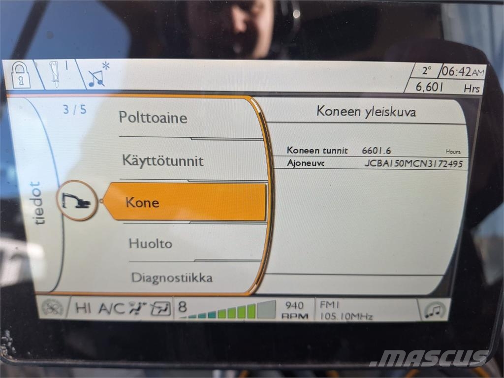 JCB 150X HD METSÄMALLI Rupsgraafmachines