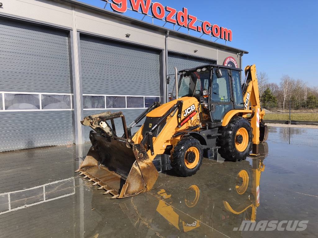 JCB 3 CX Backhoe loaders