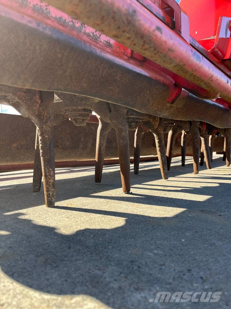 Lely 300-55C Rotorkopeg Varomosios akėčios ir žemės frezos