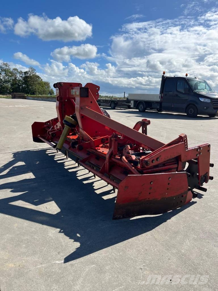 Lely 300-55C Rotorkopeg Varomosios akėčios ir žemės frezos