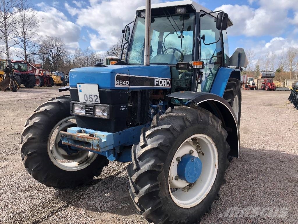 Ford 6640 Dismantled: only spare parts الجرارات