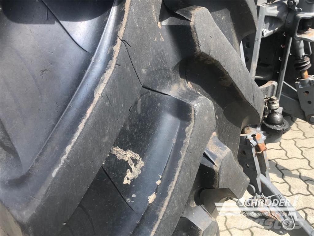 Fendt 724 VARIO GEN6 PROFI PLUS Traktoriai
