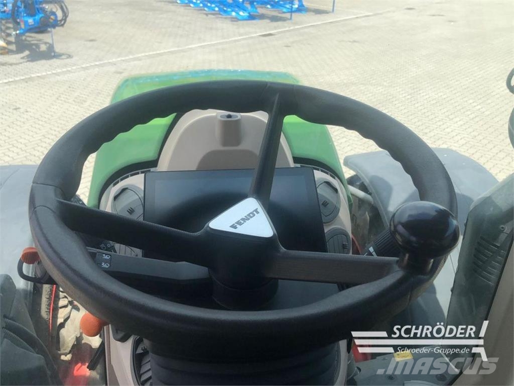 Fendt 724 VARIO GEN6 PROFI PLUS Traktoriai