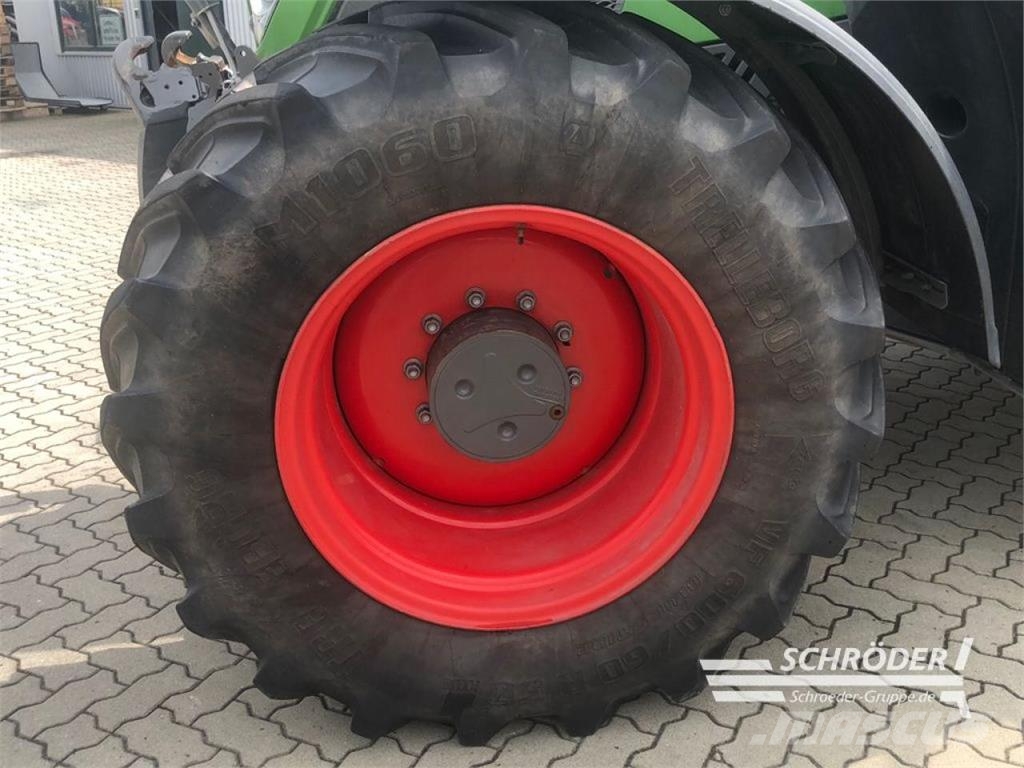 Fendt 724 VARIO GEN6 PROFI PLUS Traktoriai