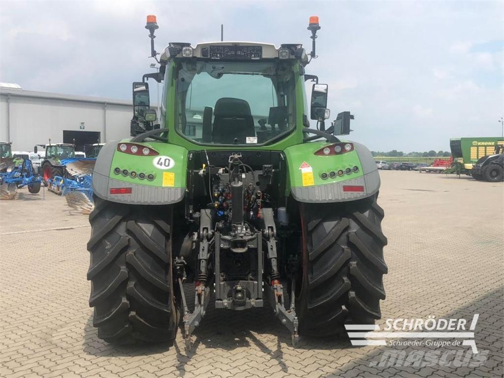 Fendt 724 VARIO GEN6 PROFI PLUS Traktoriai