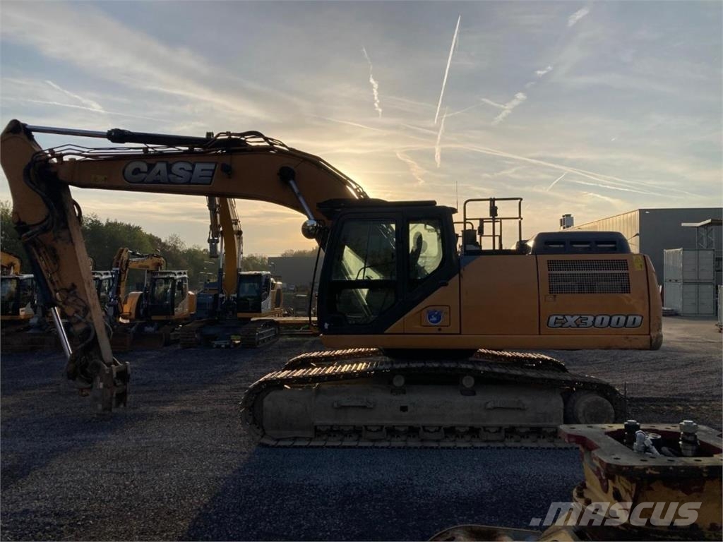 CASE CX300D Raupenbagger