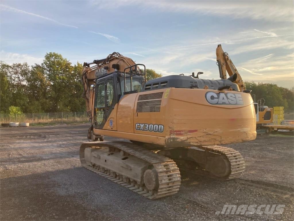 CASE CX300D Raupenbagger
