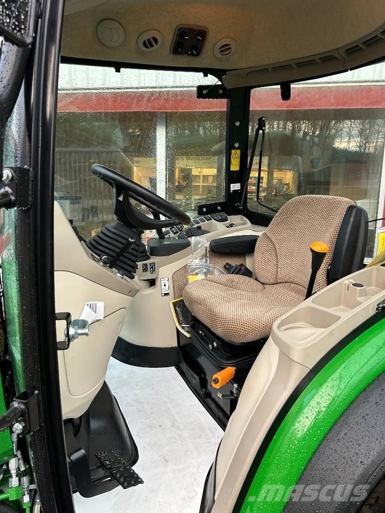 John Deere 4066R kompakttraktor Коммунальные тракторы