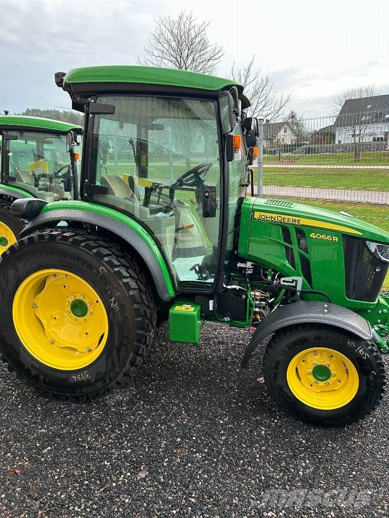 John Deere 4066R kompakttraktor Коммунальные тракторы