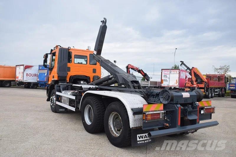 Iveco Trakker 360 شاحنات الرافعات الخطافية