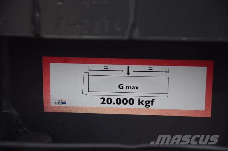 Iveco Trakker 360 شاحنات الرافعات الخطافية