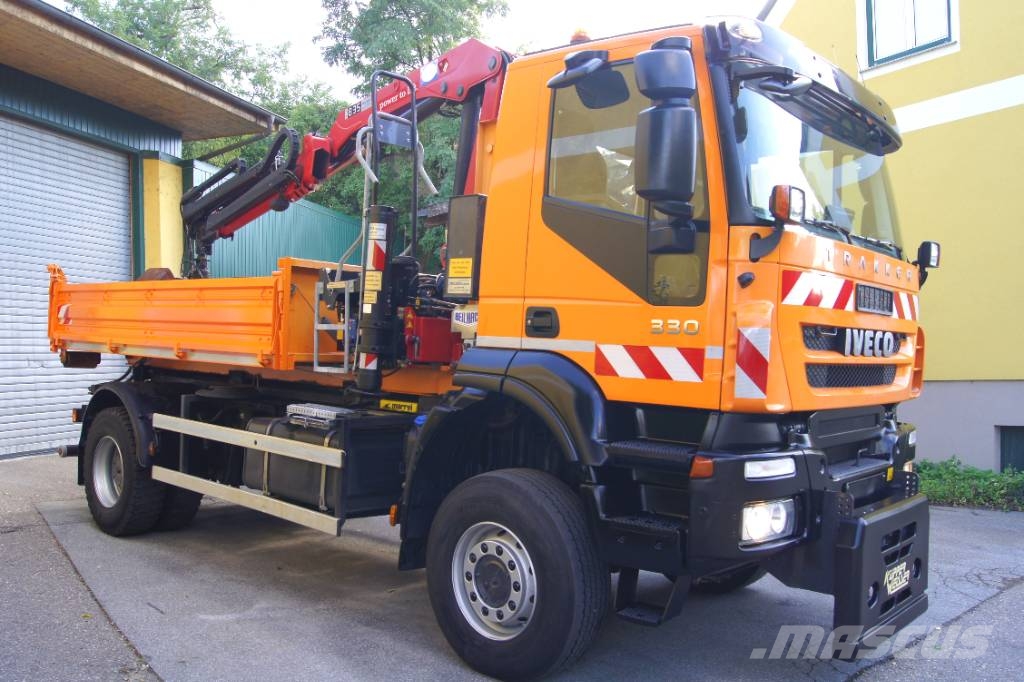 Iveco 190T33 TRAKKER 4x4/ MARREL/ HMF 835/ Winterdienst Abrollkipper