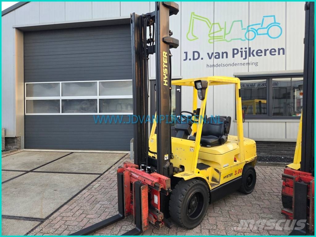 Hyster 2X H3.00XM Perkins diesel+sideshift+forkpositioner Diesel Stapler