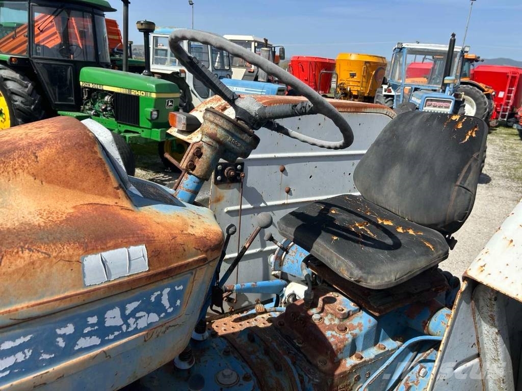 Ford 6600 Tractors