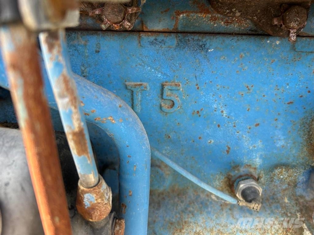 Ford 6600 Tractors