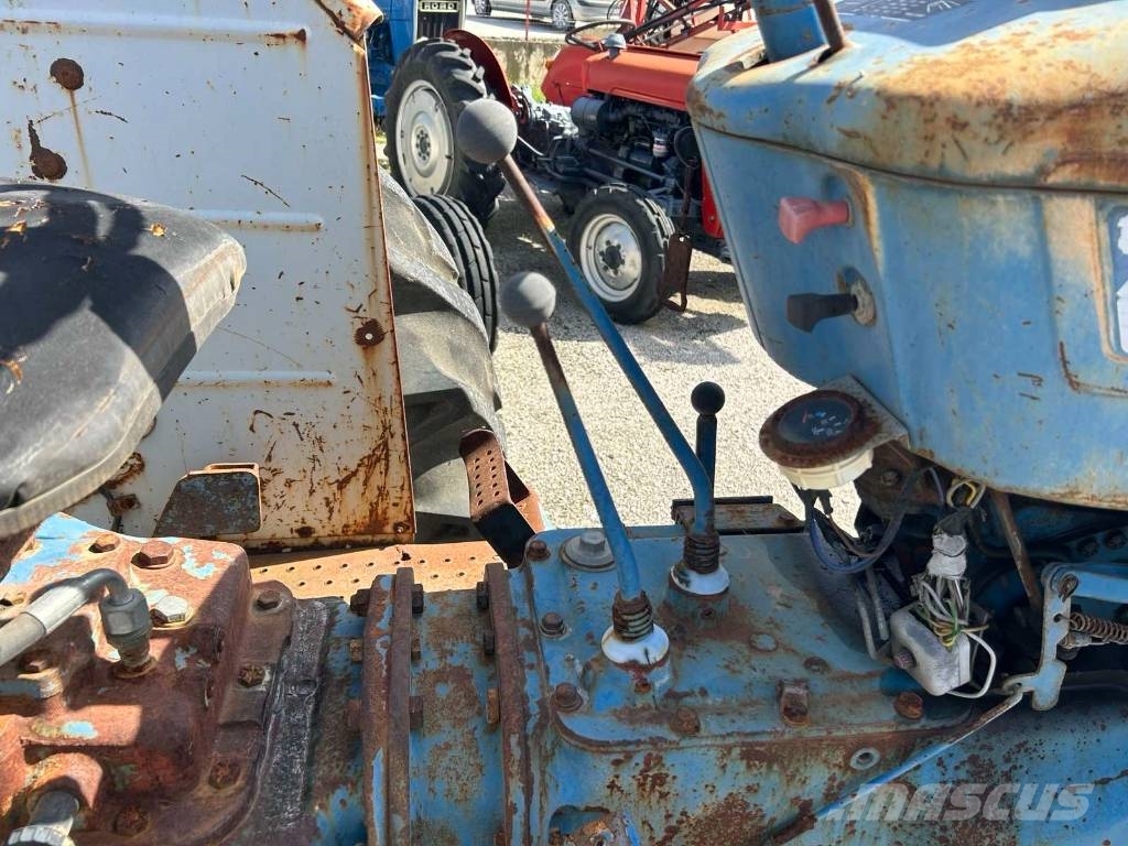 Ford 6600 Tractors