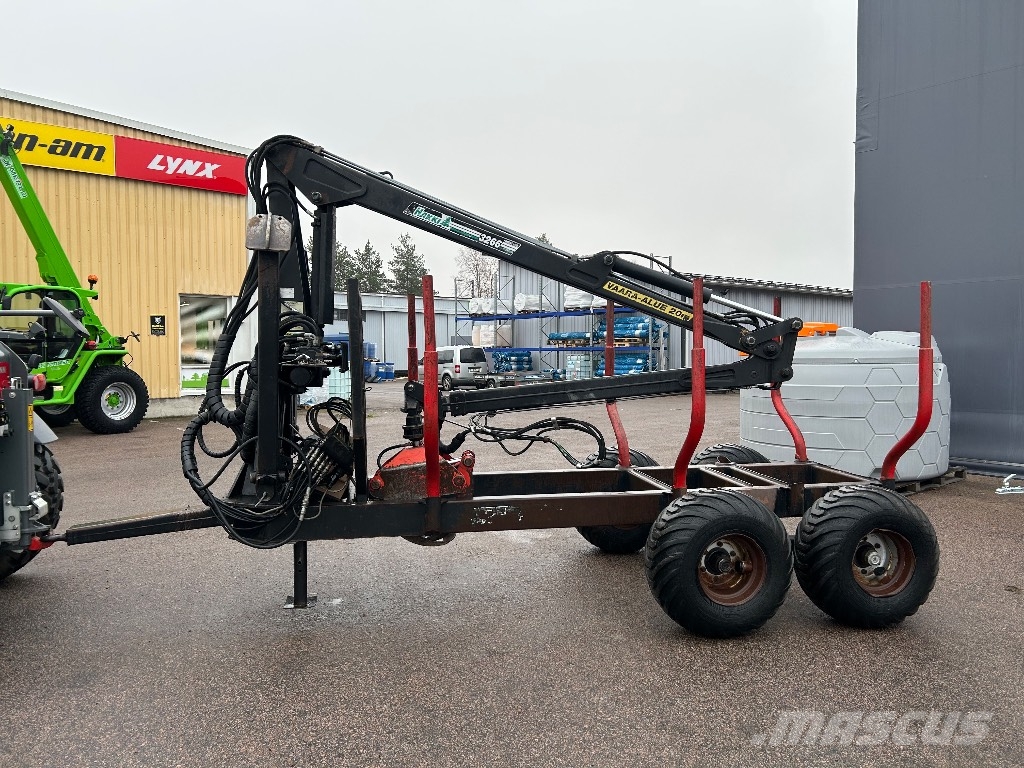 Hakki HK 3266H + MV 92 metsäkuormainpaketti مقطورات تحريج